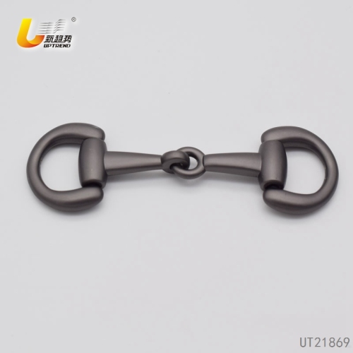 UT21869