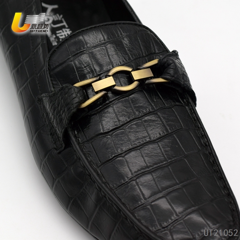 UT21052