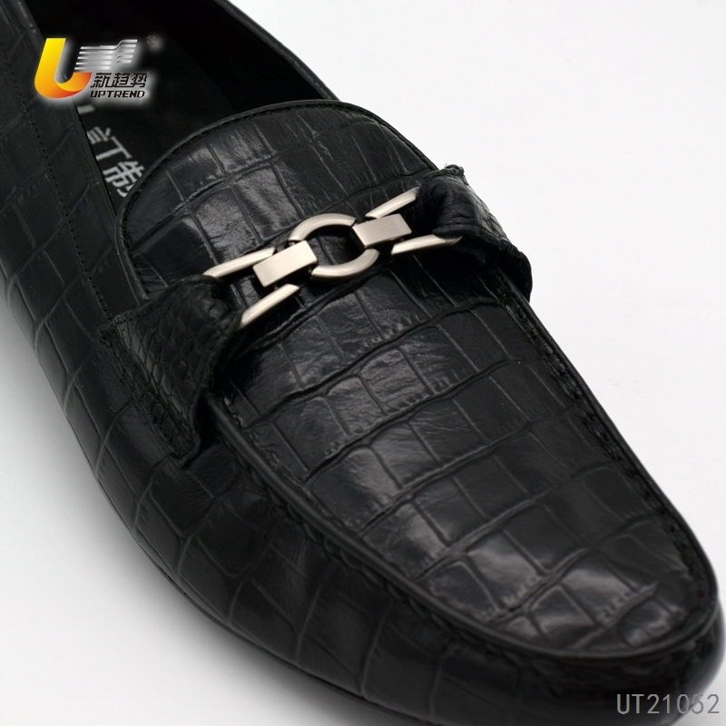 UT21052