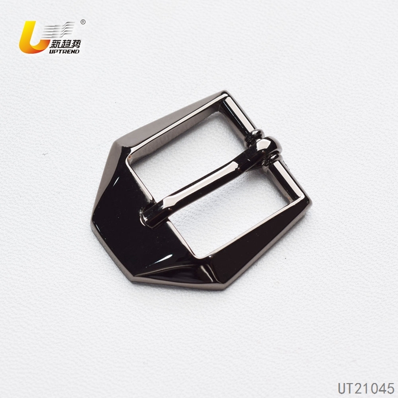 UT21045