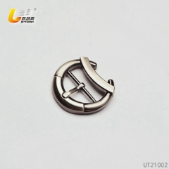 UT21002