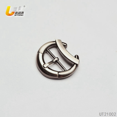 UT21002