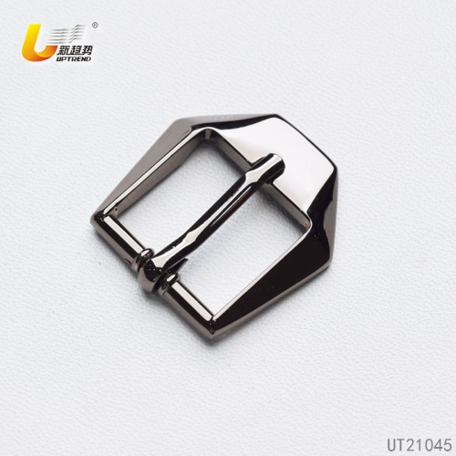 UT21045
