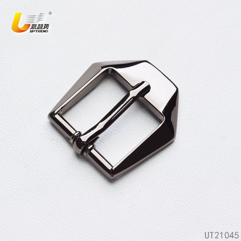 UT21045