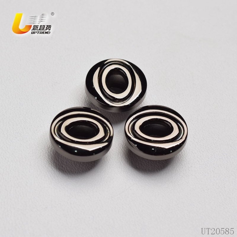 UT20585,ZINC ALLOY EYELETS