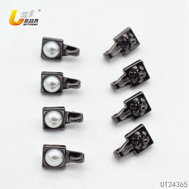 UT24365