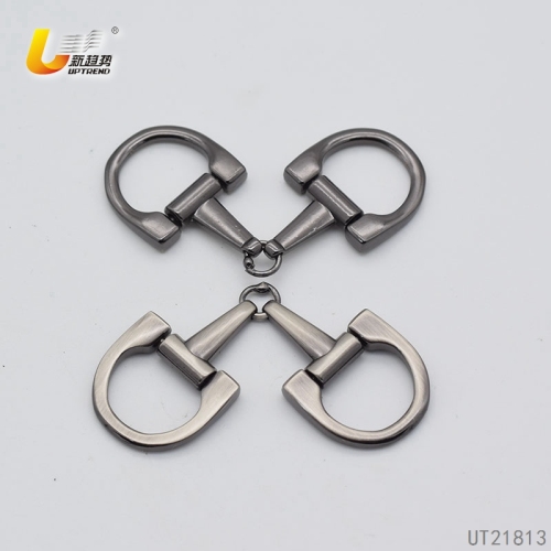 UT21813
