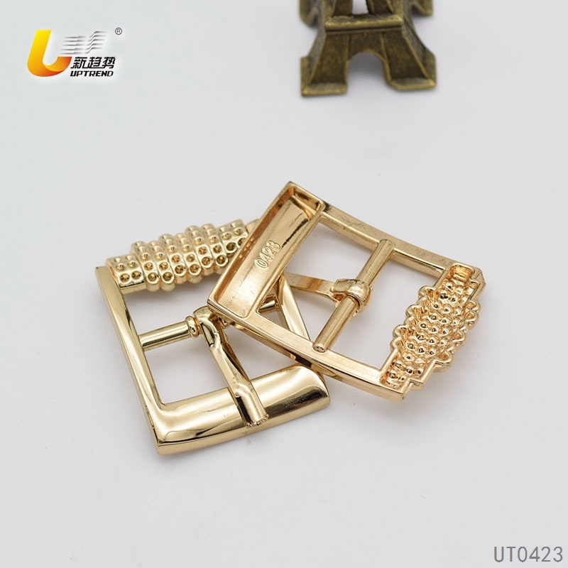 UT0423