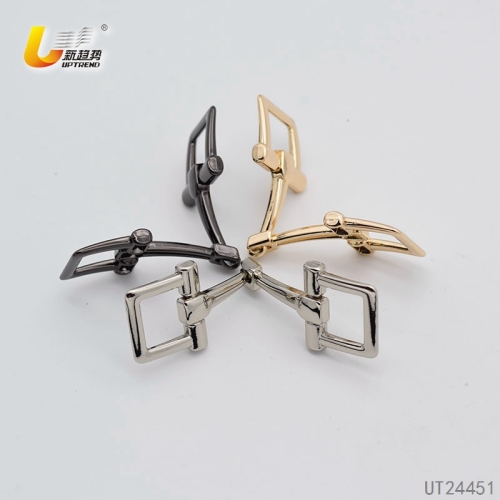 UT24451