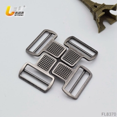 UTFL8370