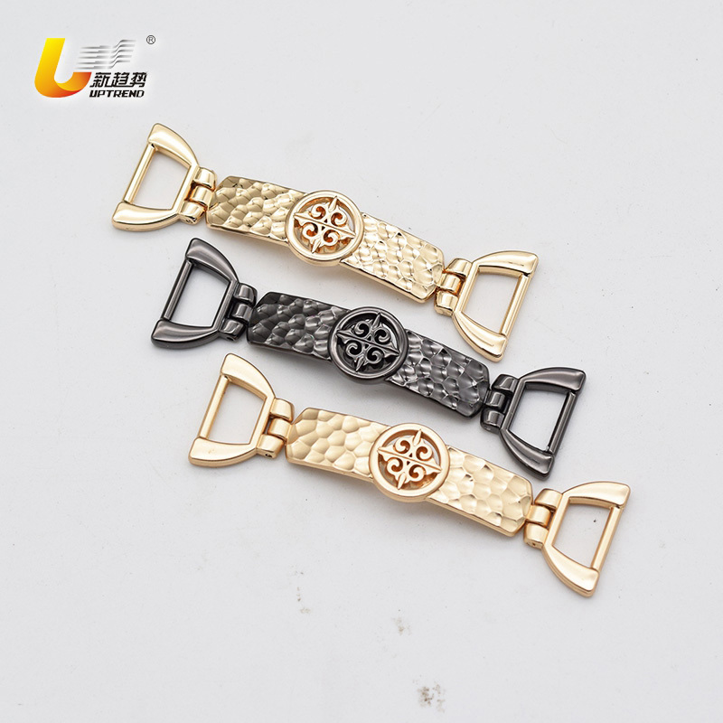 BUCKLE_UT24679