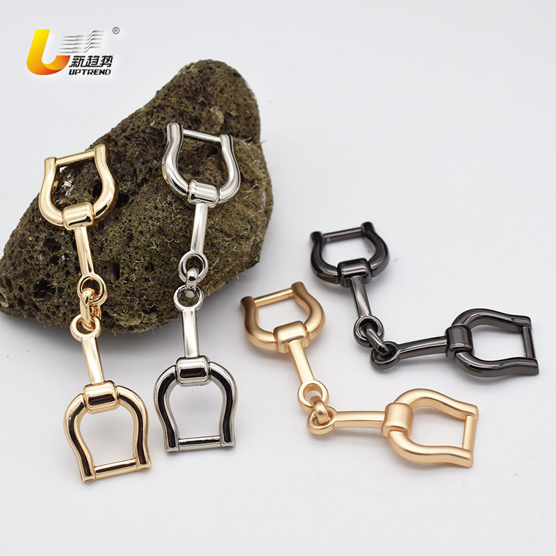 BUCKLE_UT24687