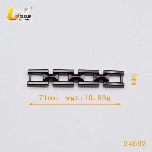 BUCKLE_UT24692