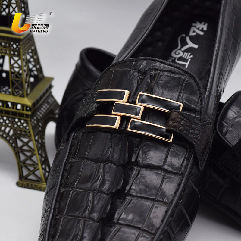BUCKLE_UT24689