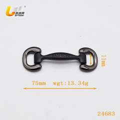 BUCKLE_UT24683