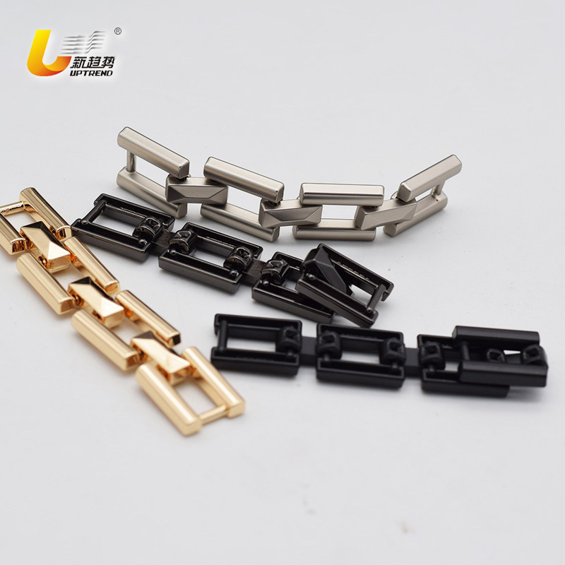 BUCKLE_UT24692