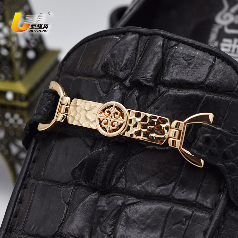 BUCKLE_UT24679
