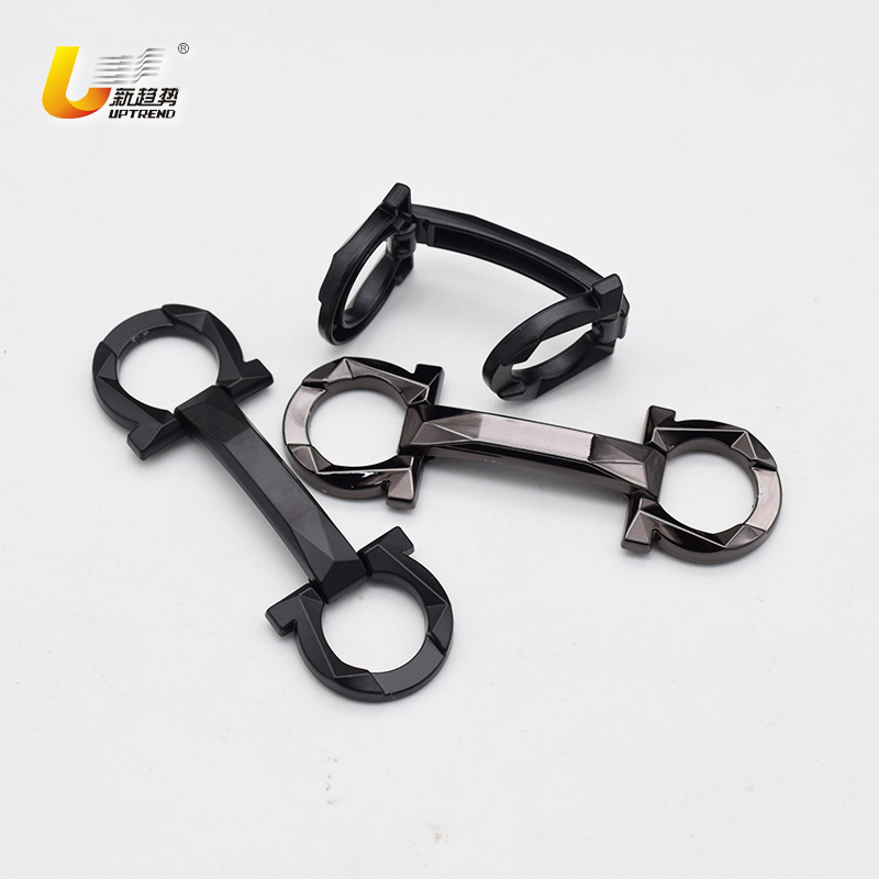 BUCKLE_UT24690
