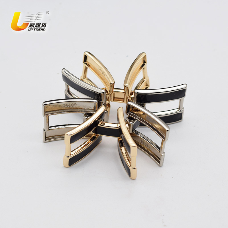 BUCKLE_UT24689