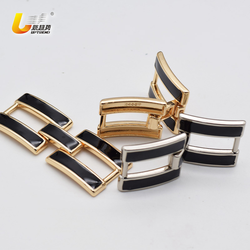 BUCKLE_UT24689