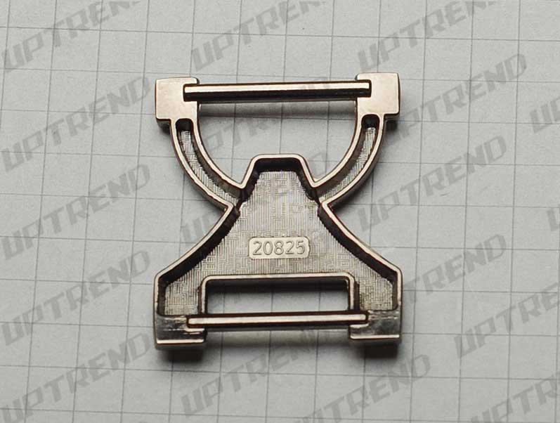 UT20825
