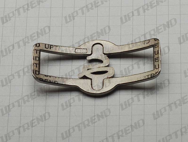 UT21302