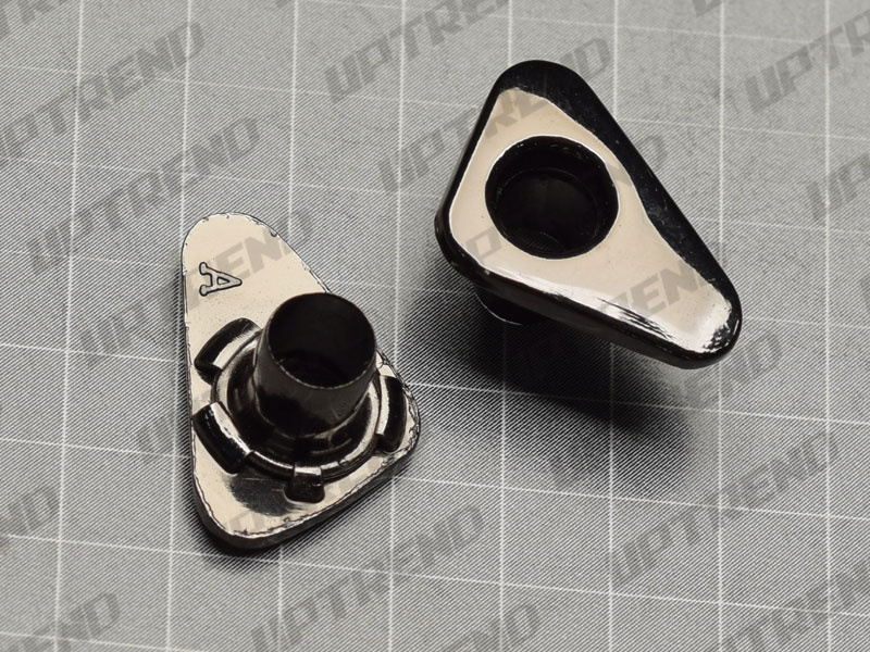 UT20885LR