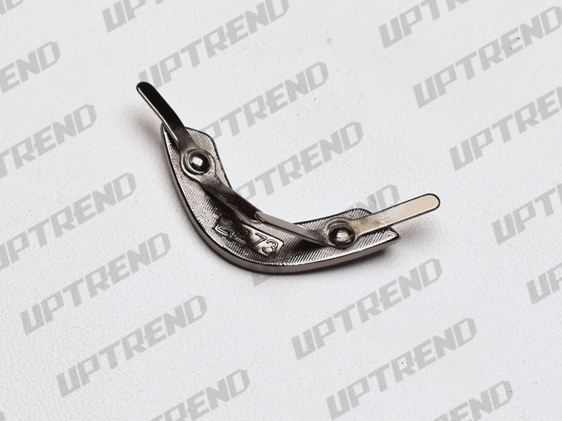 UT21273