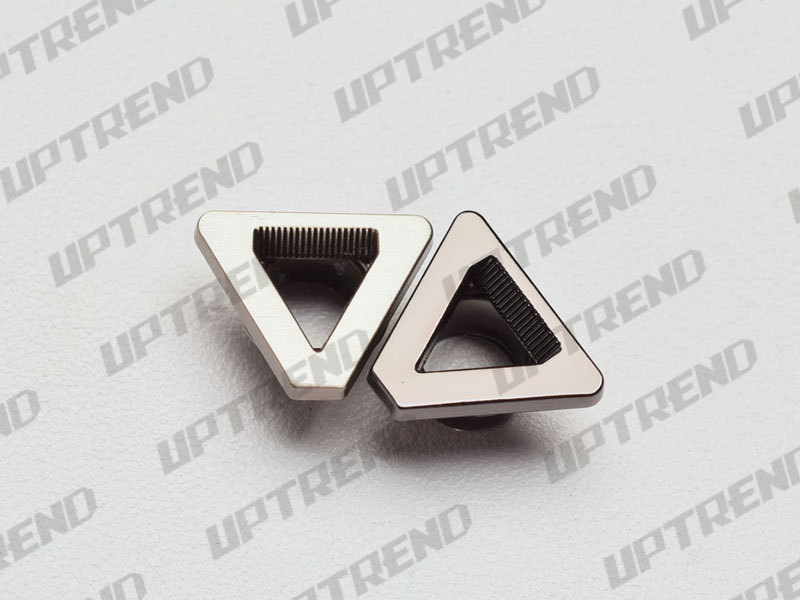 UT21054
