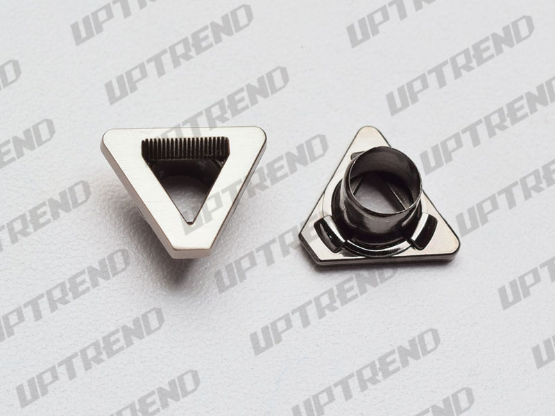 UT21054