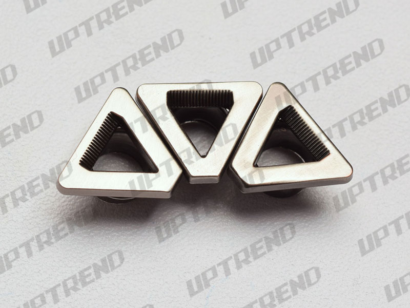 UT21054