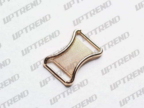 UT21825
