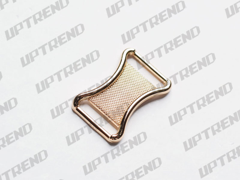 UT21825