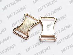 UT21825