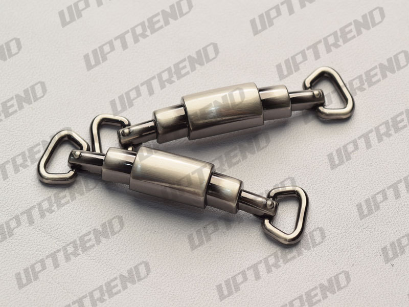 UT22818