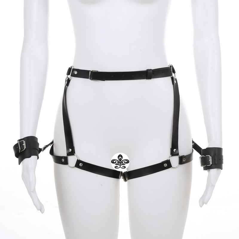 MF042--Women's sex bondage pants leather handcuffs props SM supplies