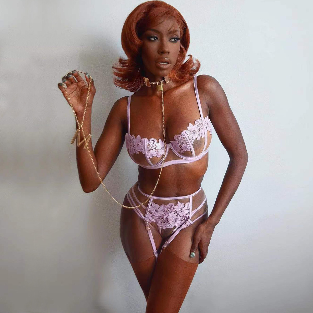 Y040-Sexy three-piece set Hot style hollow sexy lingerie three-piece set