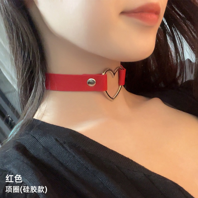 SS2018--SM silicone collar heart-shaped couple sex toy
