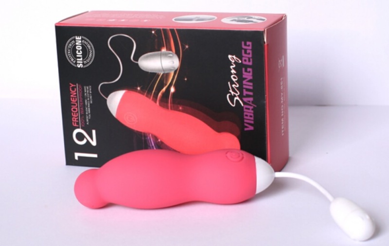 MY-851--Wireless remote control vibrating egg silicone single vibrating egg 12 frequency vibration massager