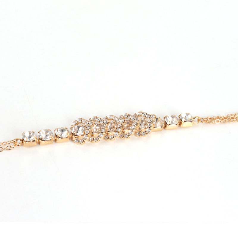 ST22804-European and American cross-border hot-selling accessories simple exaggerated rhinestone love sexy beach bikini body chest bracelet