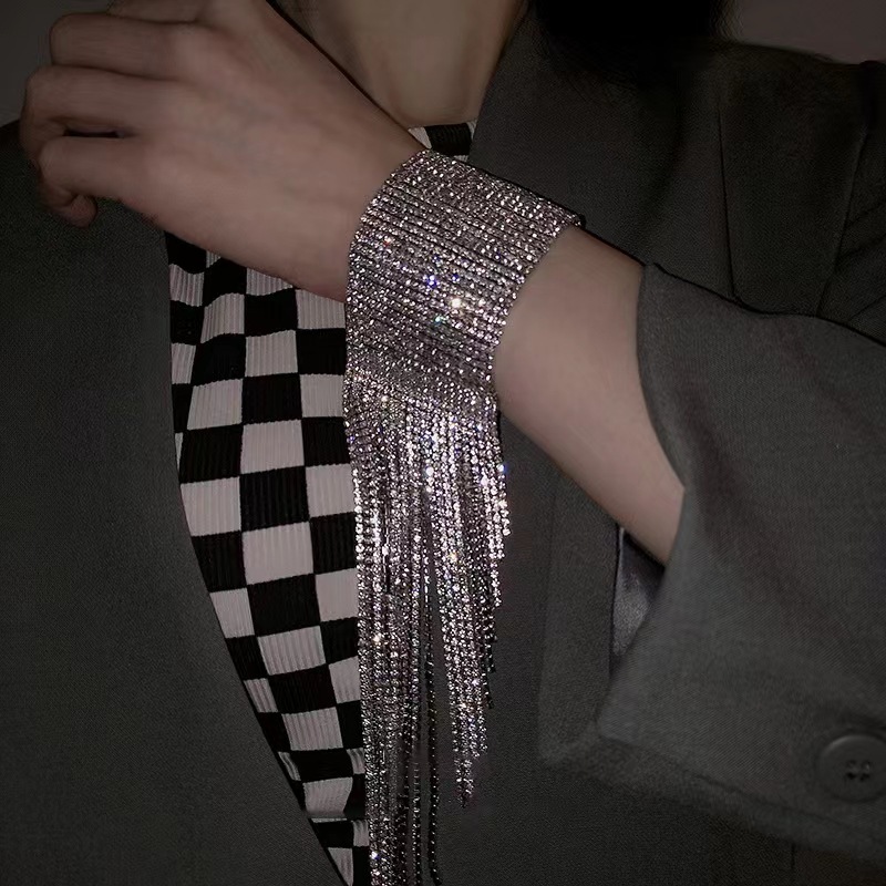 SL22403-European and American exaggerated super glitter bracelet, Internet celebrity tassel bracelet full of diamonds, fashionable and versatile bracelet, jewelry, high-end