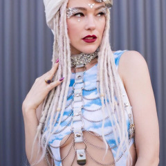 WH051-European and American Accessories Women's Laser Halter Neck Leather Decorated Holiday Carnival Bra Body Chain