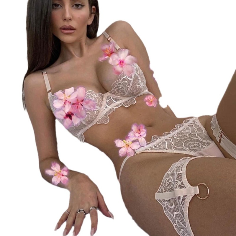3068--New popular sexy flower lace mesh splicing transparent sexy three-piece set