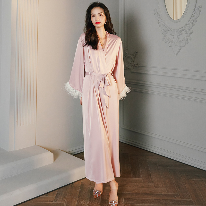 2658--Long-sleeve satin and feather robe