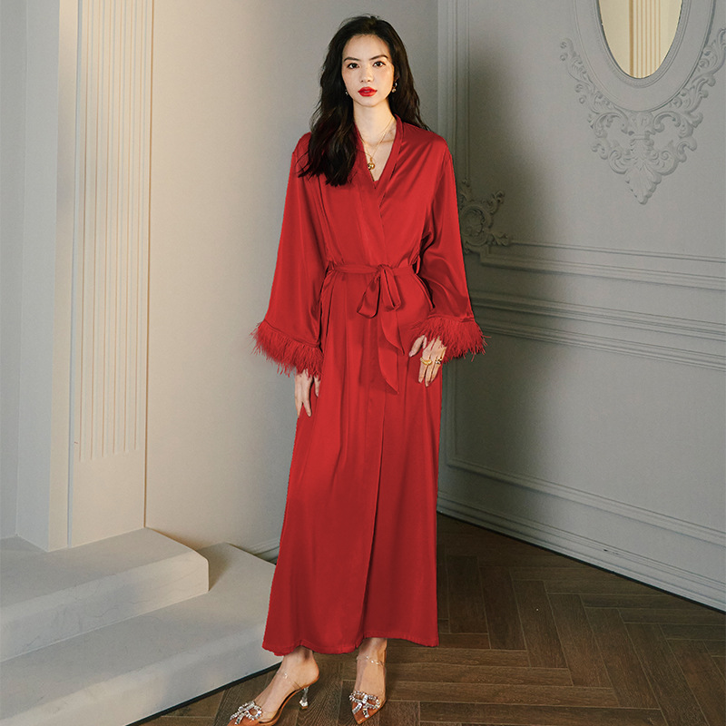 2658--Long-sleeve satin and feather robe