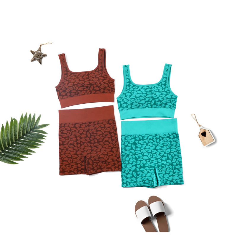 ST011Y+ST011K--Sexy Leopard Print Wide Strap Sports Yoga Vest Patterned Yoga Shorts Set