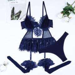 3592--Lace eyelash lace cutout stitching cute skirt halter top three-piece set