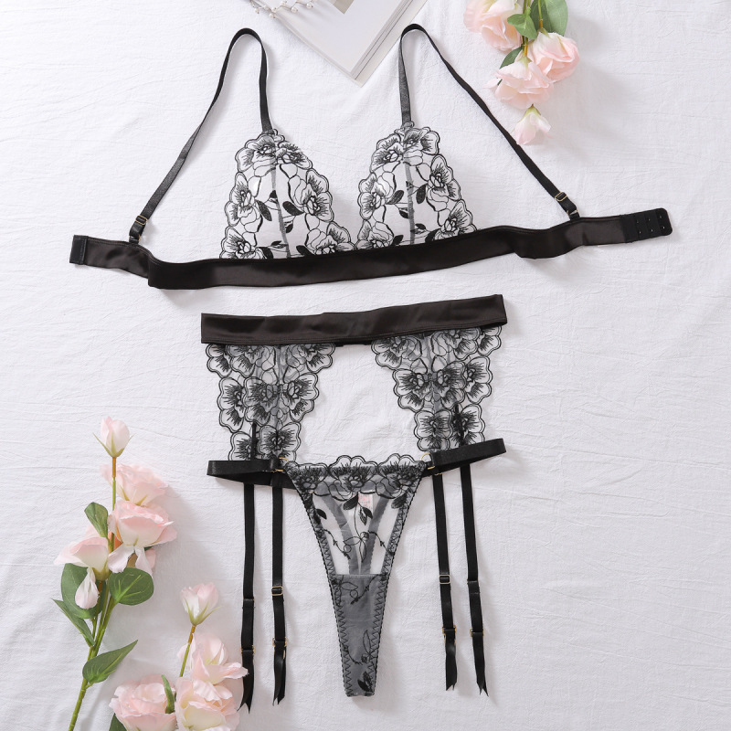 XZ3954L--New sexy set, floral embroidery, low-cut triangle cup, sexy see-through underwear three-piece set