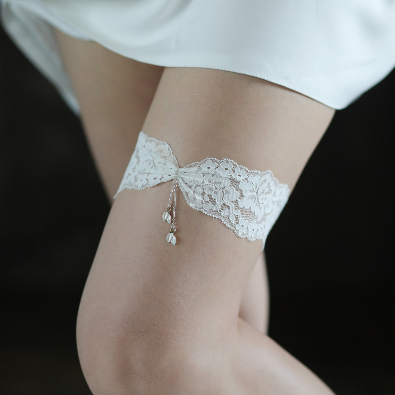LR027--Handmade Sexy Elastic Leg Rings White Lace Tassel Pendant Garter Leg Rings