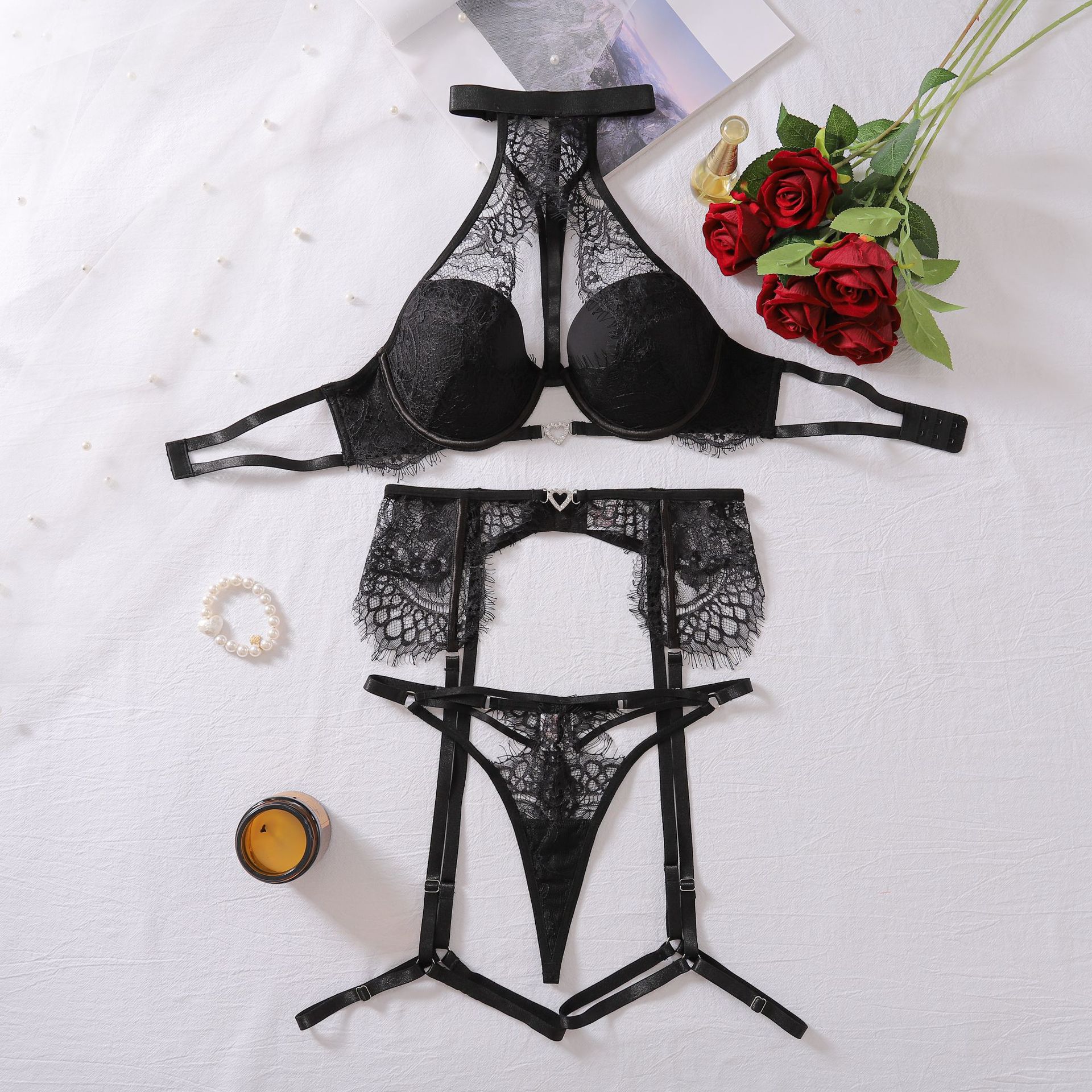 XZ3867L--Sexy lace hollow steel ring gathered halter neck bra three-piece set